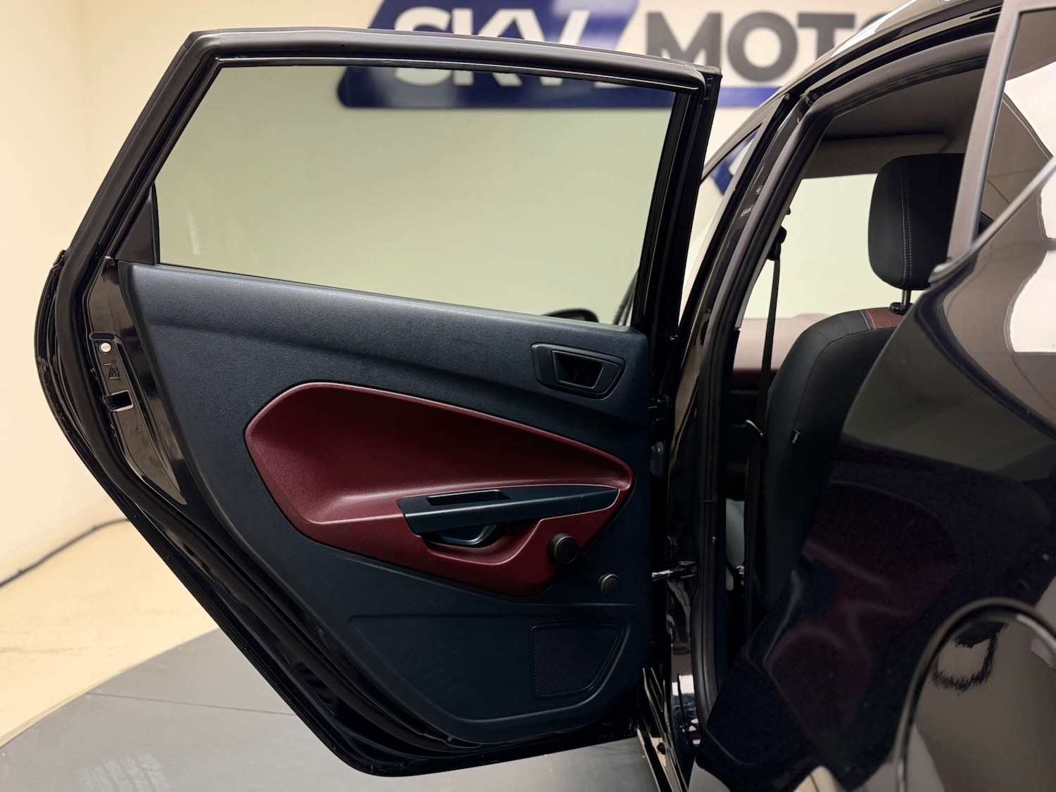 Used Ford Fiesta 2009 for sale - 77423721: Photo 25