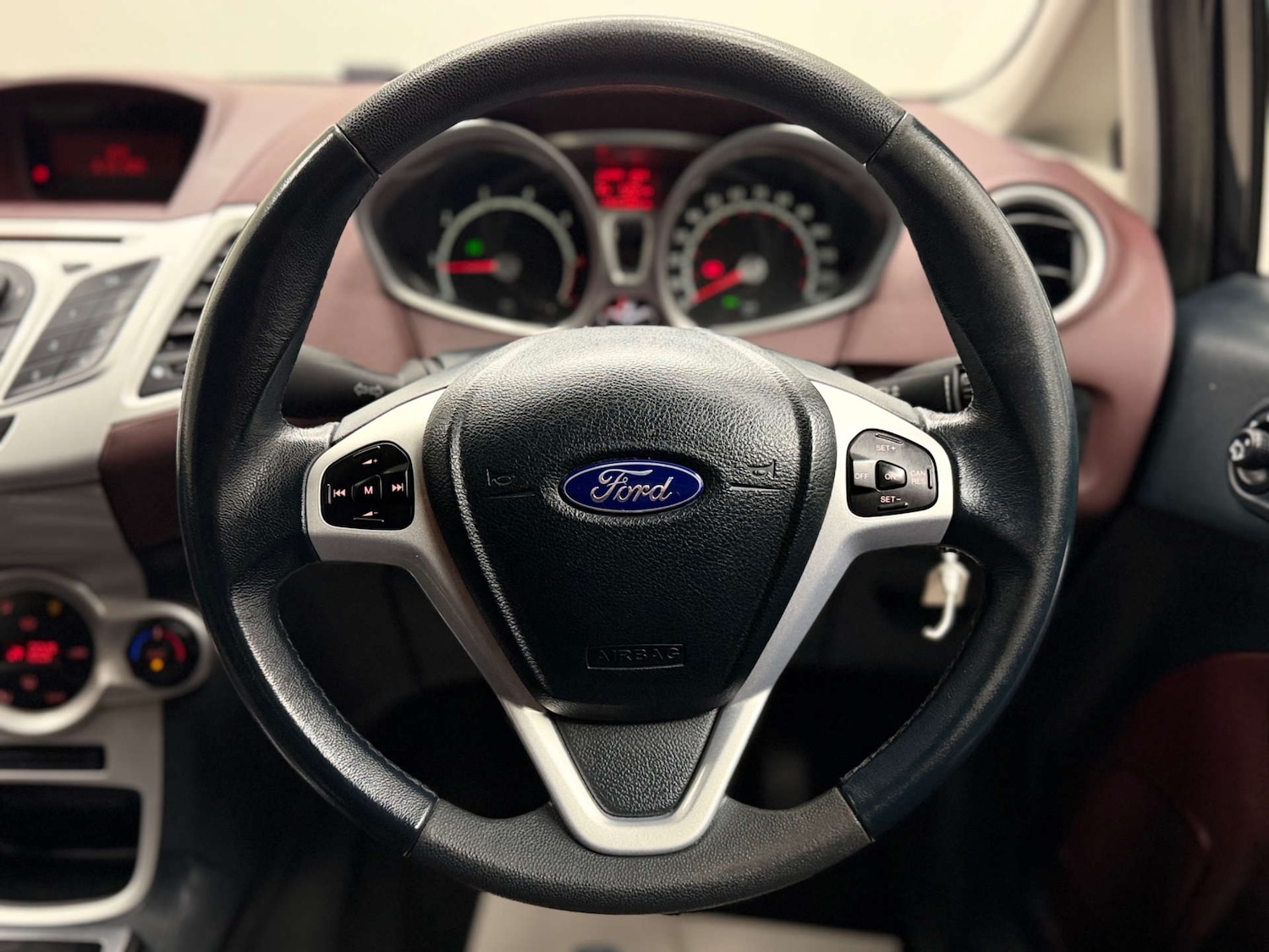 Used Ford Fiesta 2009 for sale - 77423721: Photo 36