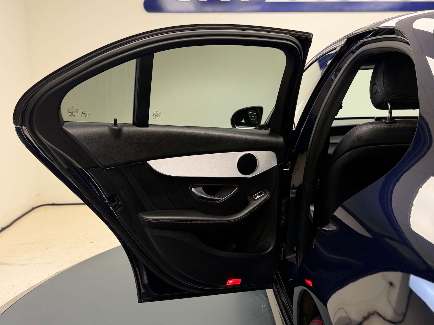 Used Mercedes-Benz C Class 2019 for sale - 76741537: Photo 34