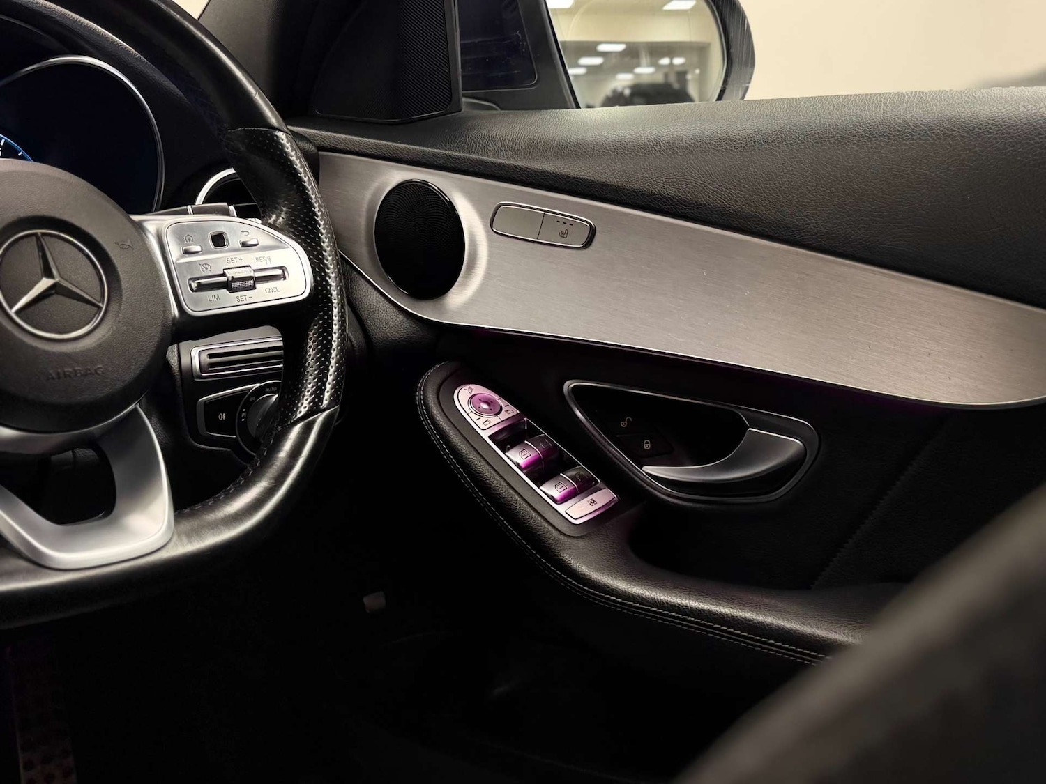 Used Mercedes-Benz C Class 2019 for sale - 76741537: Photo 6