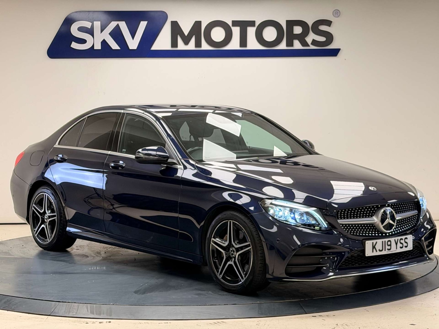 Used Mercedes-Benz C Class 2019 for sale - 76741537: Photo 8