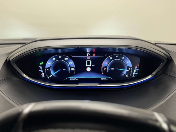 Used Peugeot 5008 2018 for sale - 76278043: Photo 35