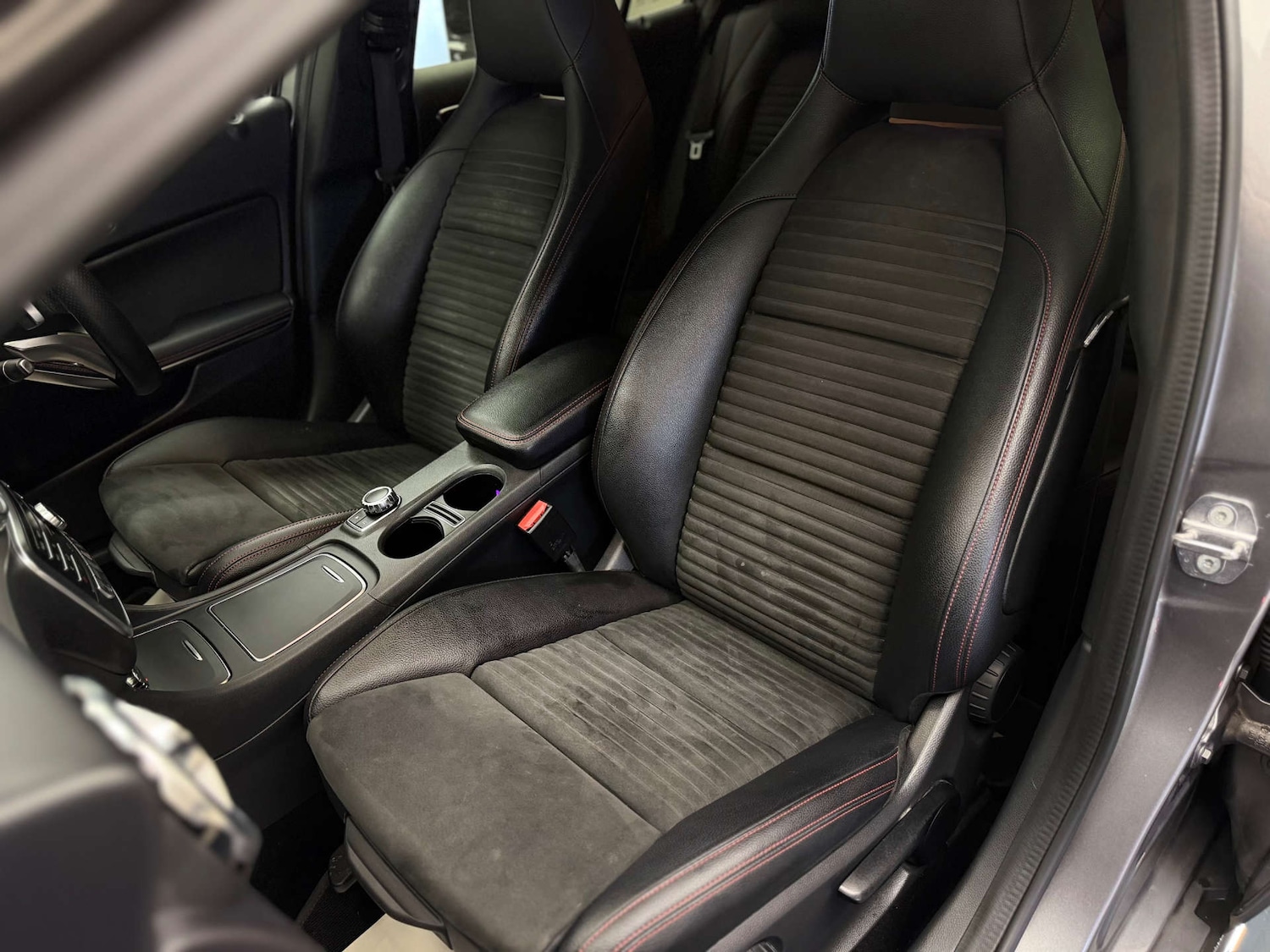 Used Mercedes-Benz GLA 2018 for sale - 76983909: Photo 8