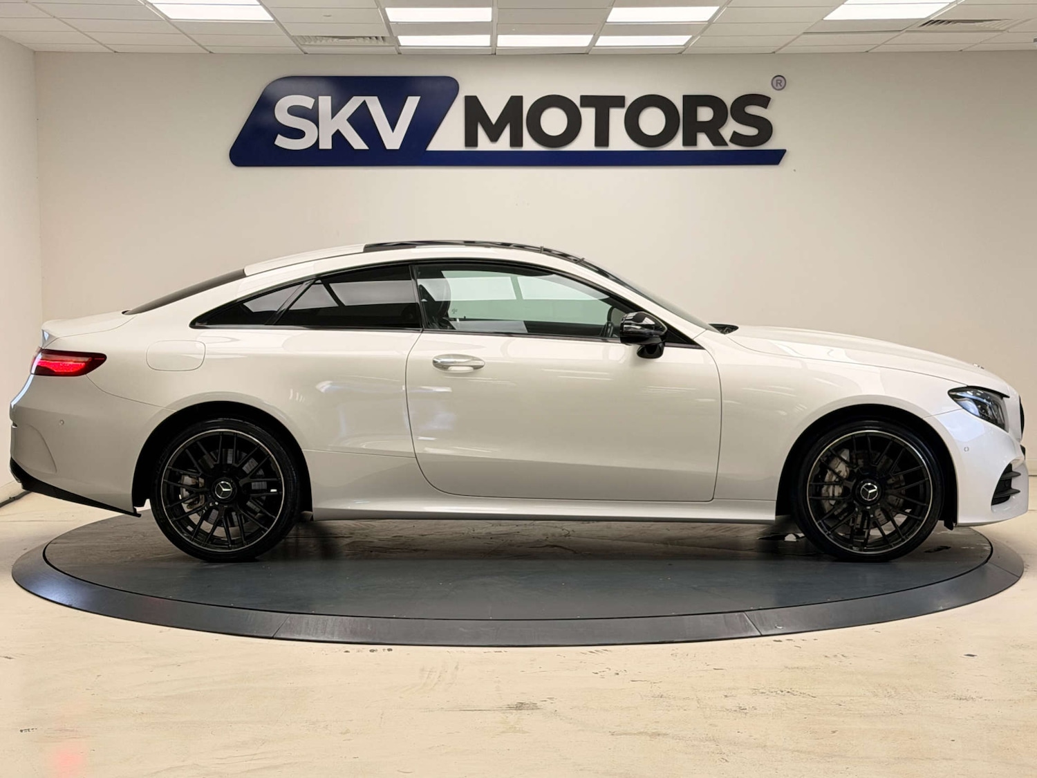 Used Mercedes-Benz E Class 2017 for sale - 77953402: Photo 15