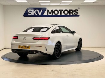 Used Mercedes-Benz E Class 2017 for sale - 77953402: Photo