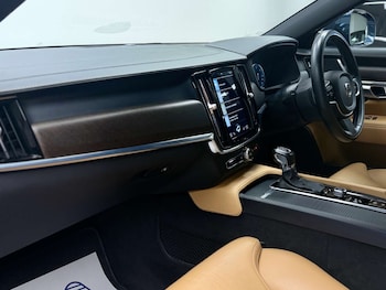 Used Volvo V90 2018 for sale - 78996917: Photo