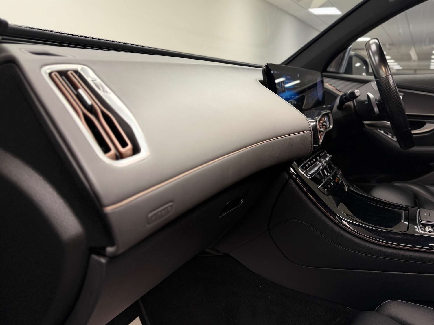 Used Mercedes-Benz EQC 2021 for sale - 76431121: Photo 15