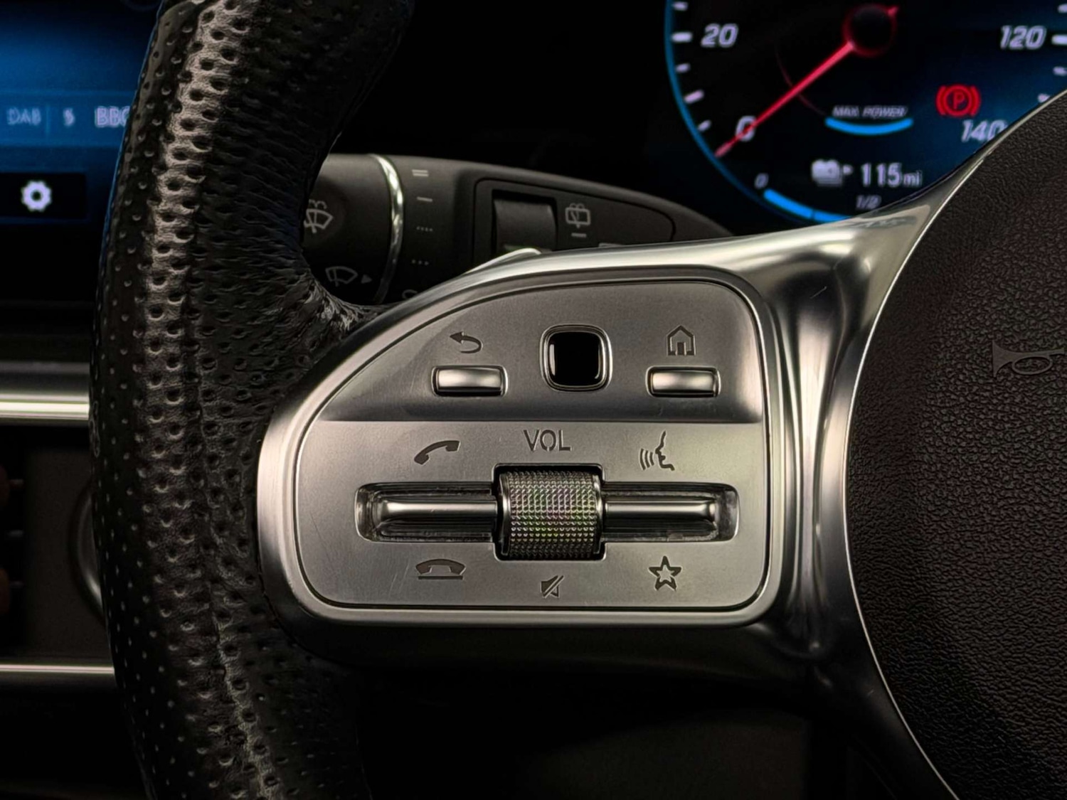 Used Mercedes-Benz EQC 2021 for sale - 76431121: Photo 25