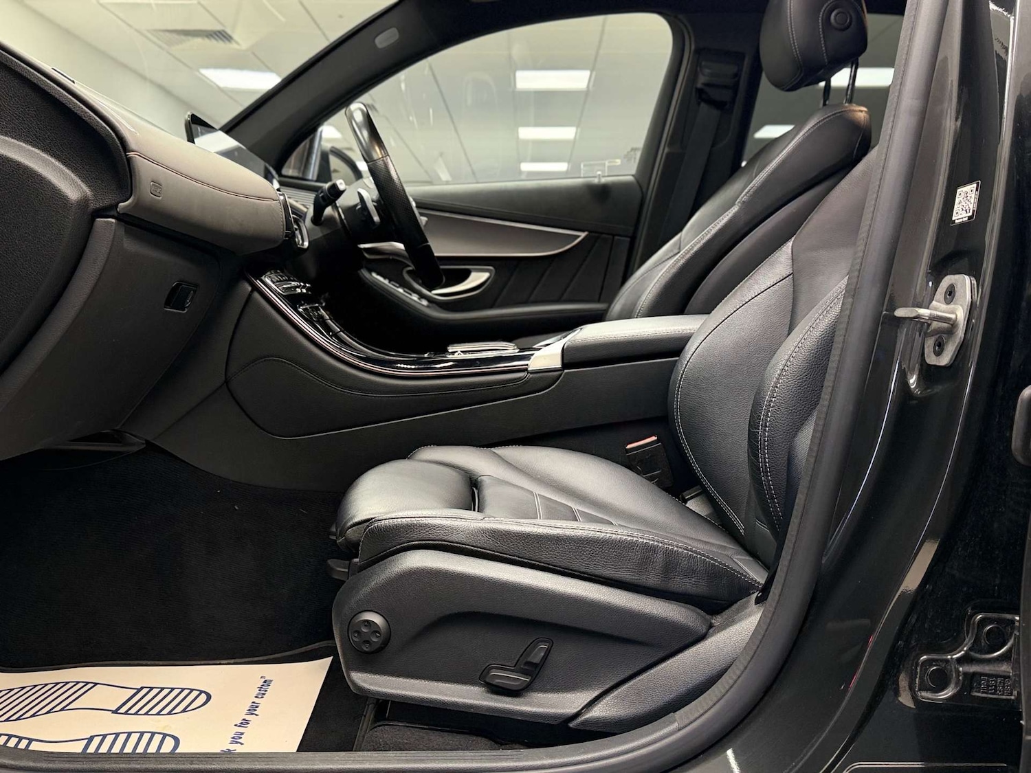 Used Mercedes-Benz EQC 2021 for sale - 76431121: Photo 41