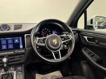 Used Porsche Macan 2019 for sale - 75457650: Photo