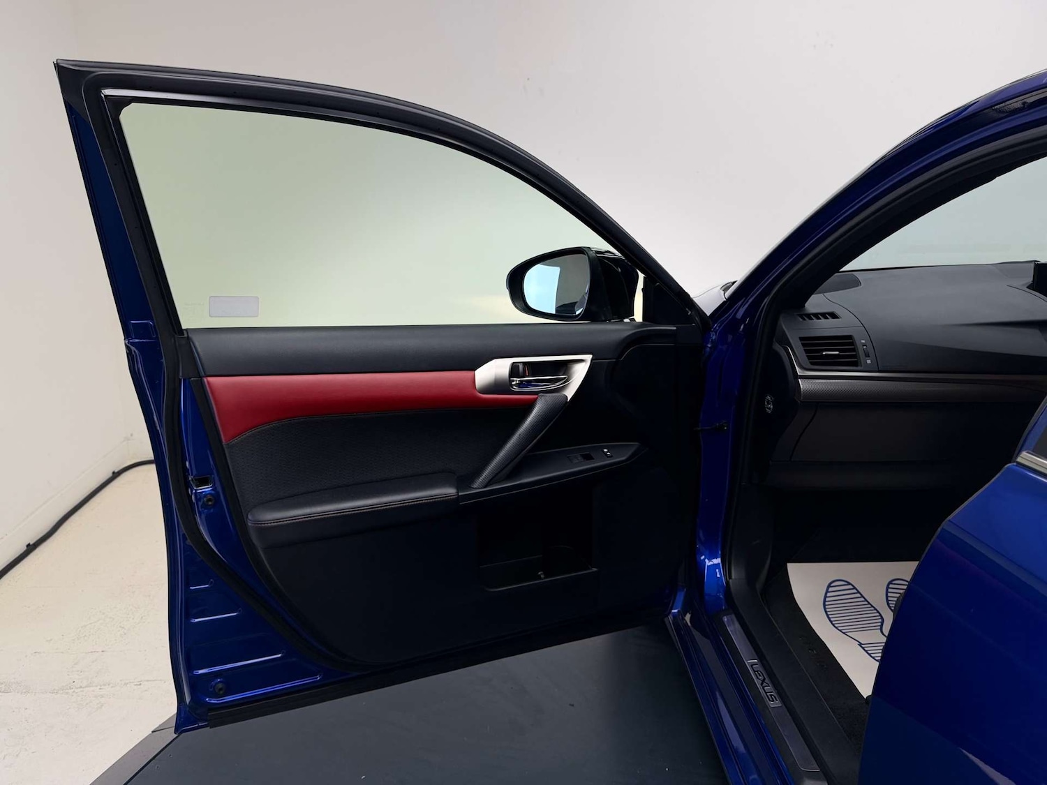 Used Lexus CT 2018 for sale - 76471358: Photo 27