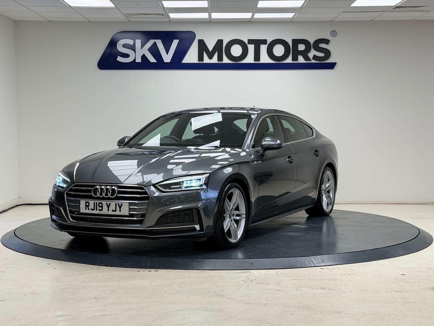 Used Audi A5 2019 for sale - 77055549: Photo 12