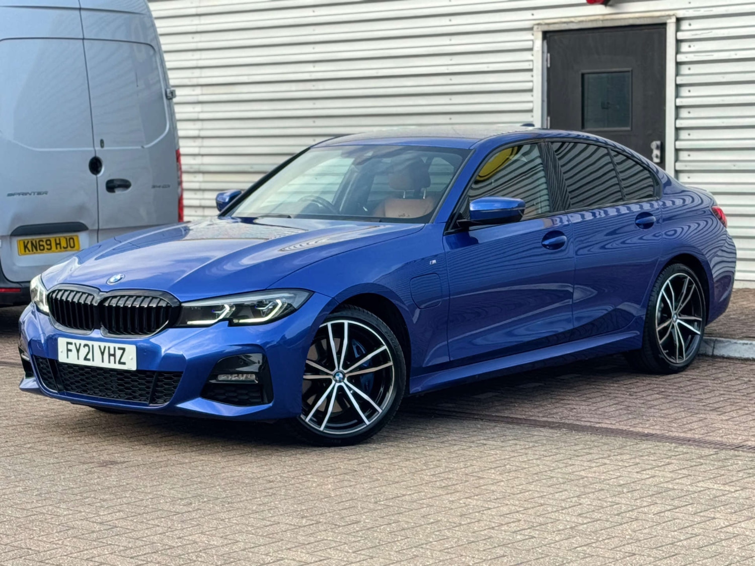 Used BMW 3 Series 2021 for sale - 76363715: Photo 1