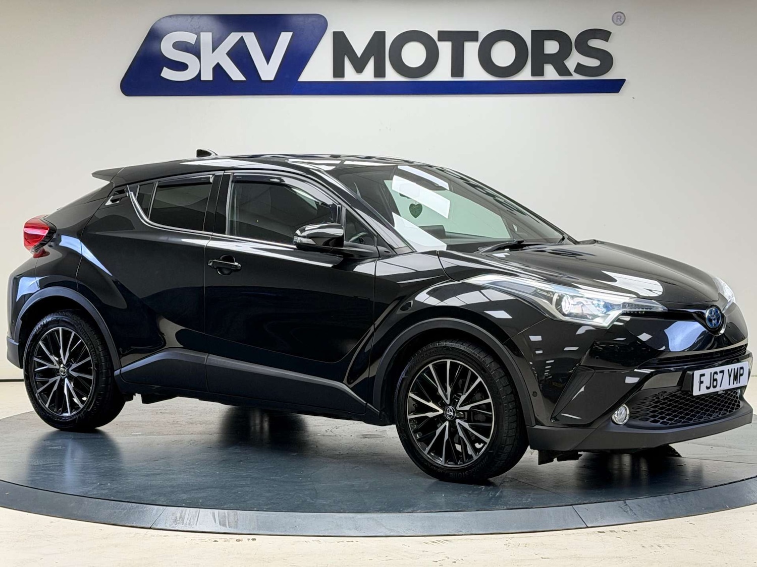 Used Toyota C-HR 2017 for sale - 76539487: Photo 7