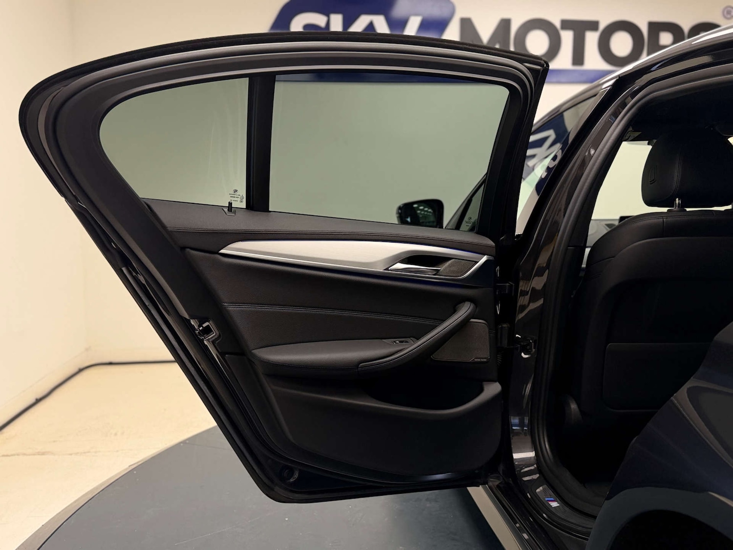 Used BMW 5 Series 2019 for sale - 77228430: Photo 26