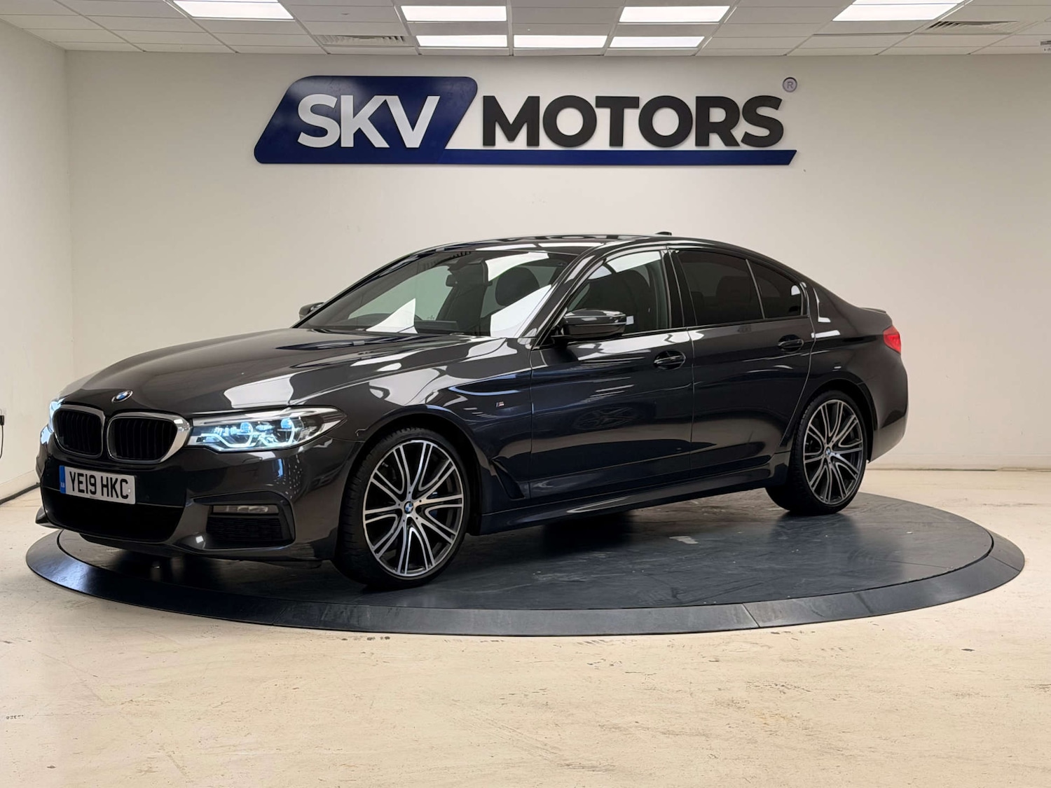 Used BMW 5 Series 2019 for sale - 77228430: Photo 6