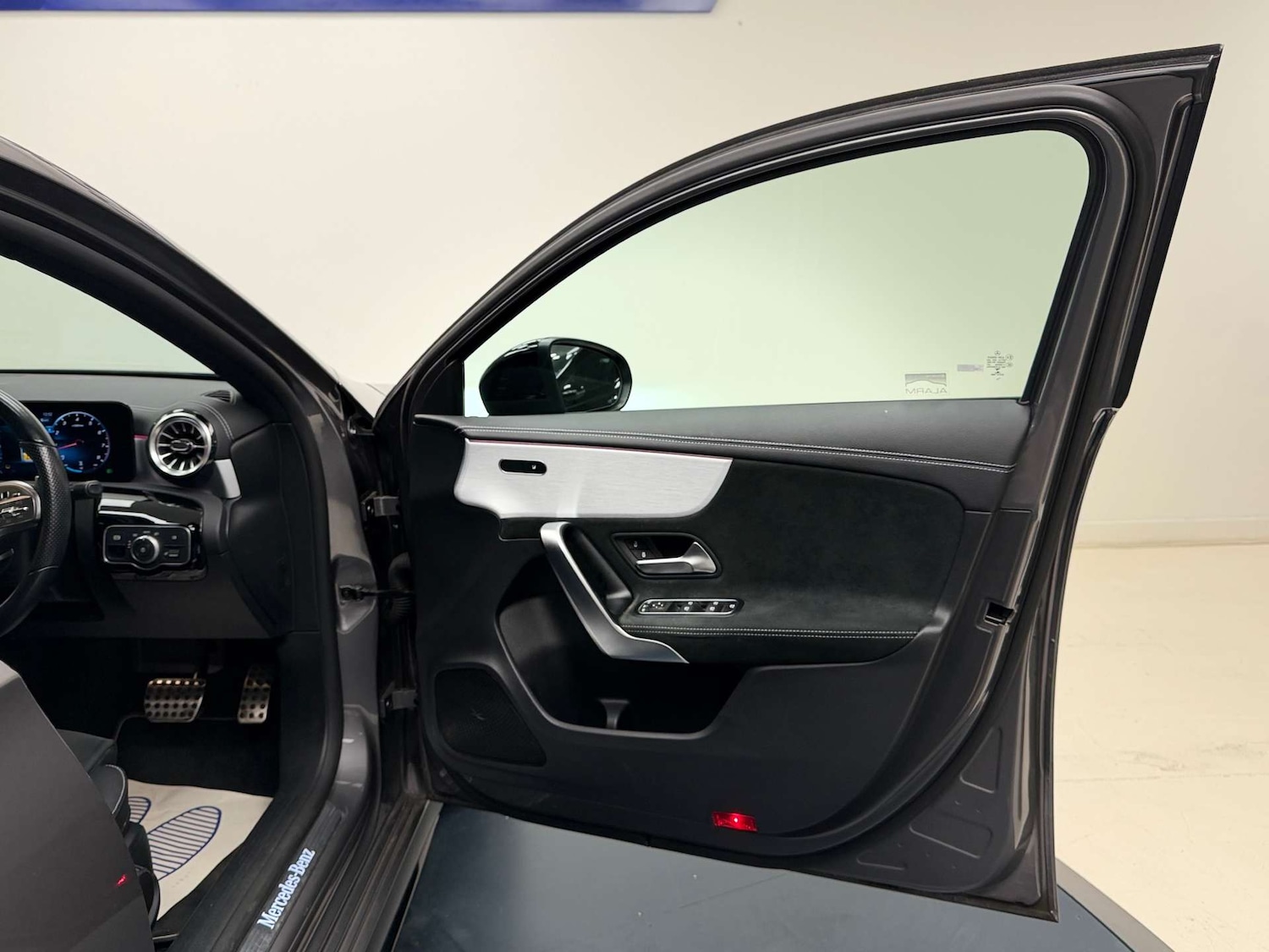 Used Mercedes-Benz A-Class 2022 for sale - 76427201: Photo 24