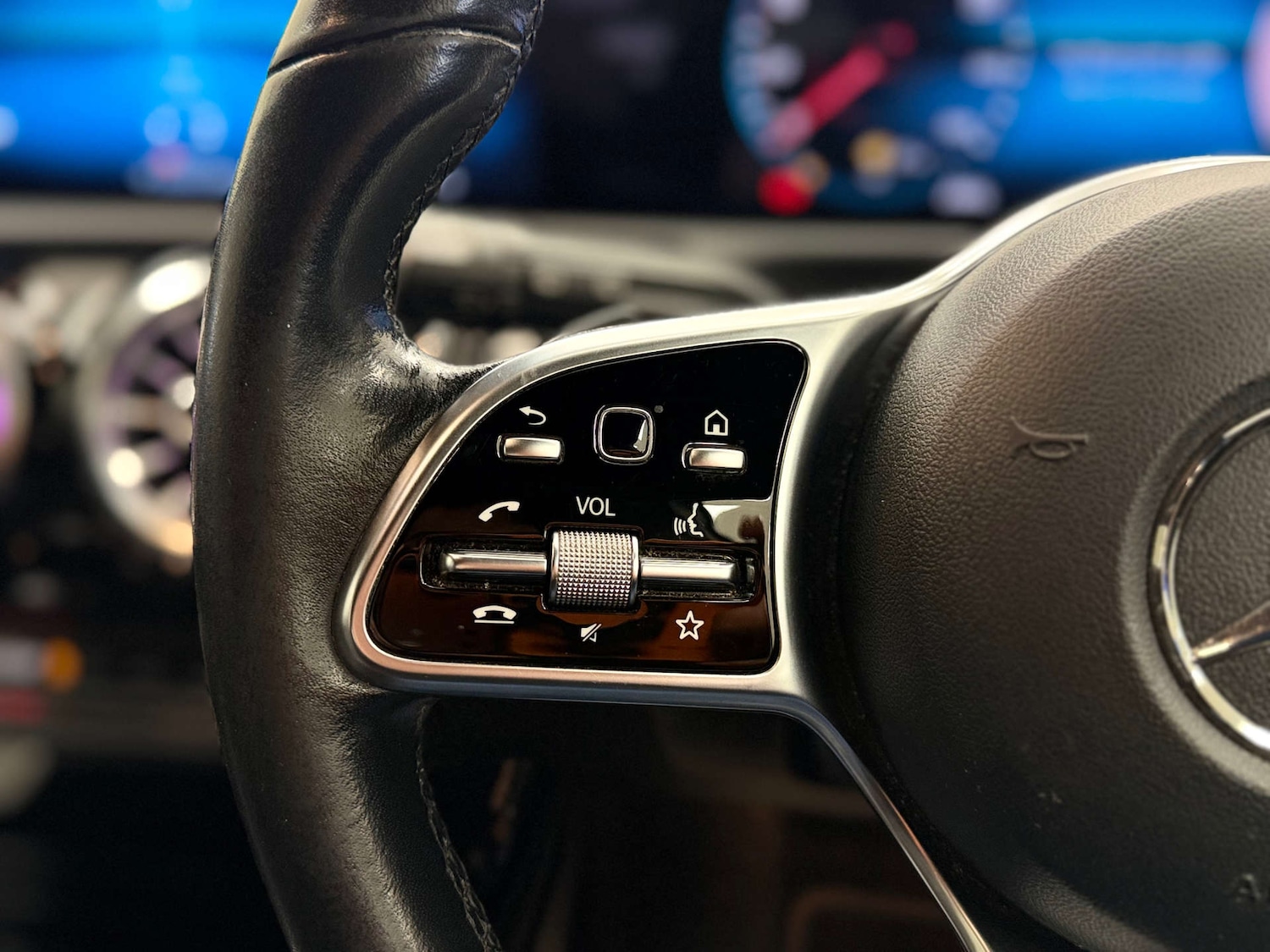 Used Mercedes-Benz A-Class 2018 for sale - 77247818: Photo 24