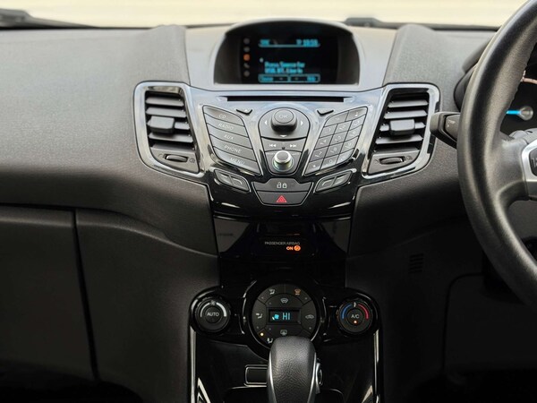 Used Ford Fiesta 2013 for sale - 74126642: Photo 23