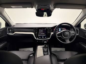 Used Volvo V60 2018 for sale - 79662634: Photo