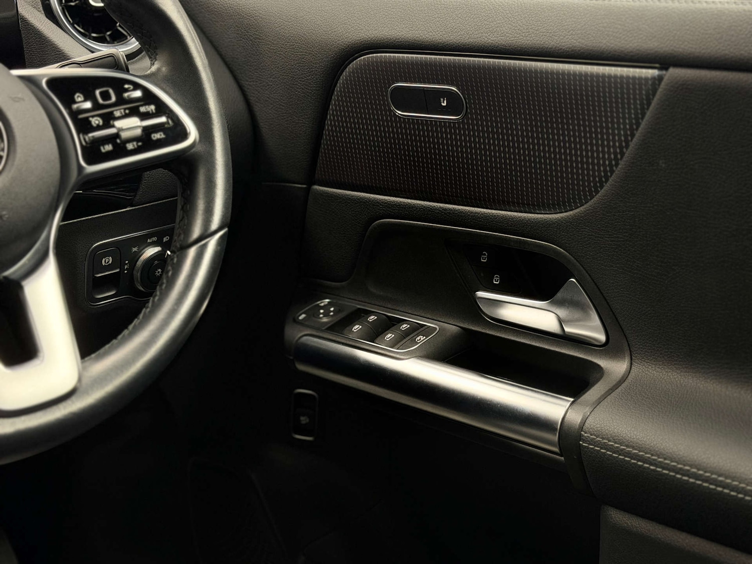 Used Mercedes-Benz GLA 2021 for sale - 77097075: Photo 25