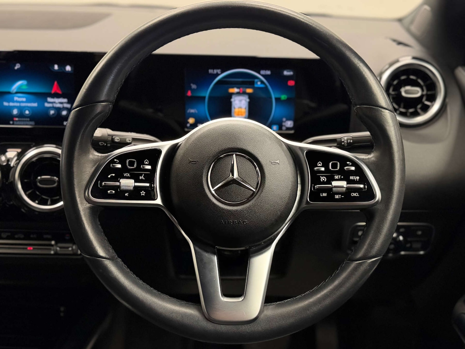 Used Mercedes-Benz GLA 2021 for sale - 77097075: Photo 38