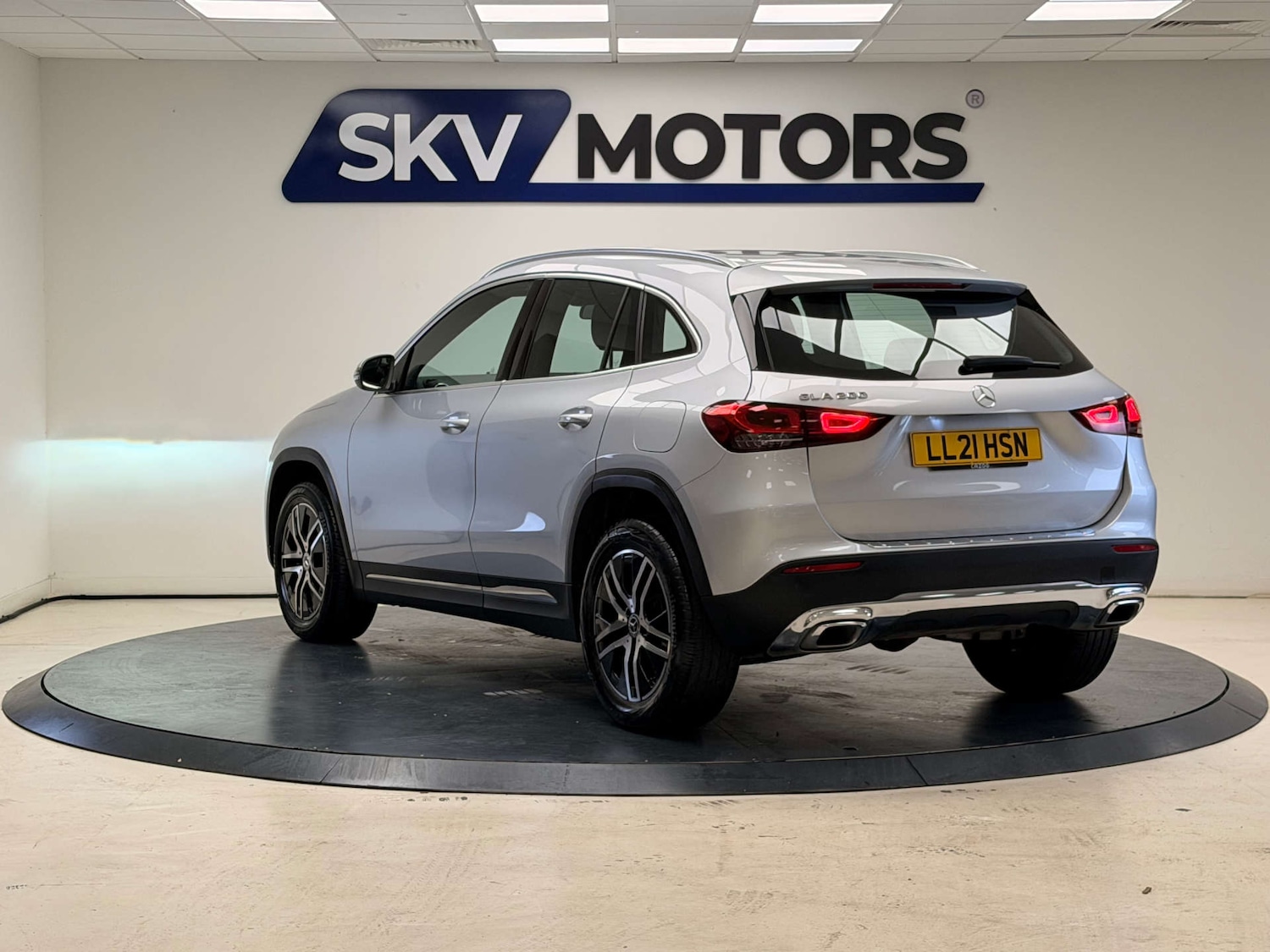 Used Mercedes-Benz GLA 2021 for sale - 77097075: Photo 8