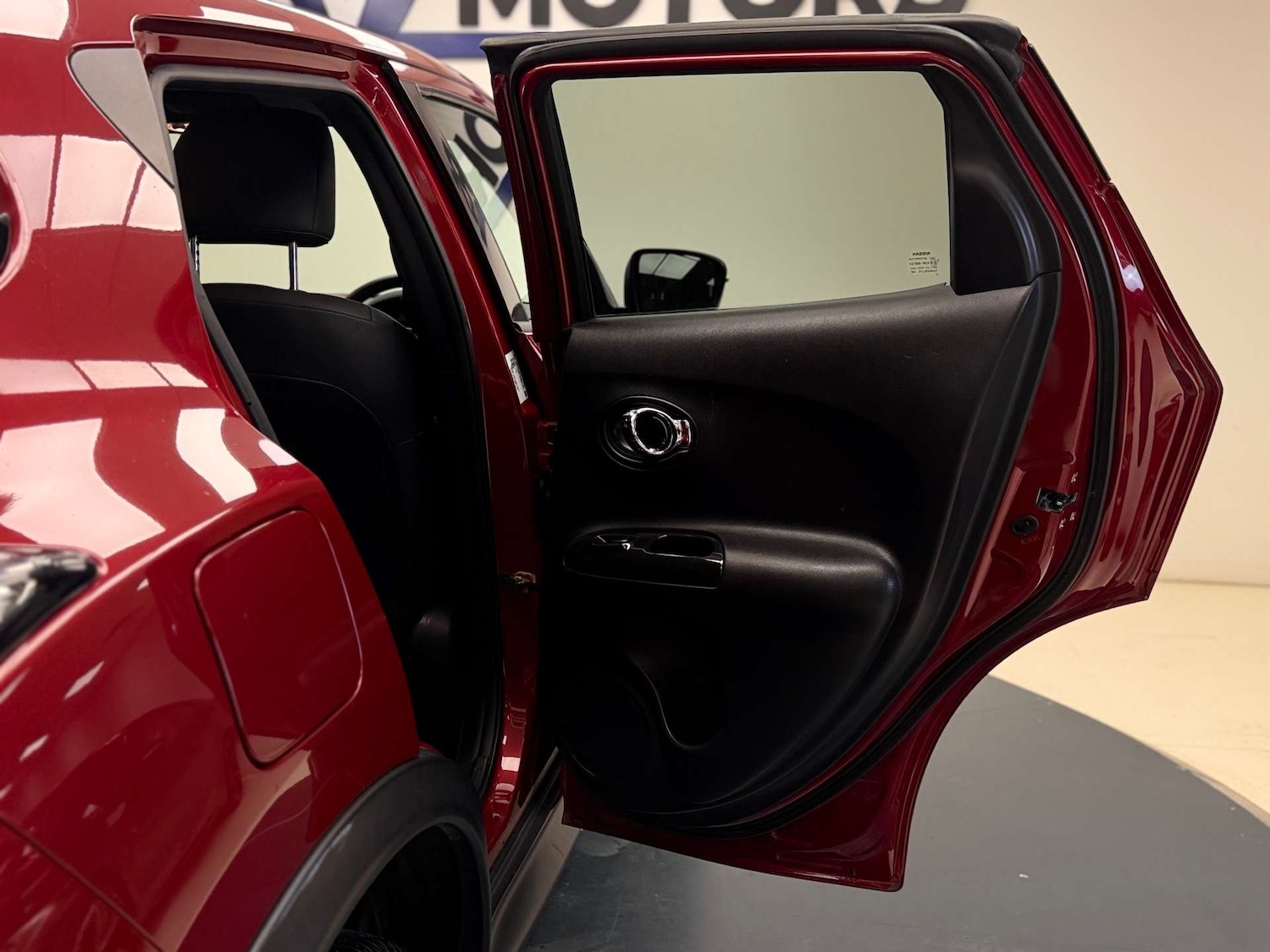 Used Nissan Juke 2015 for sale - 76724043: Photo 28