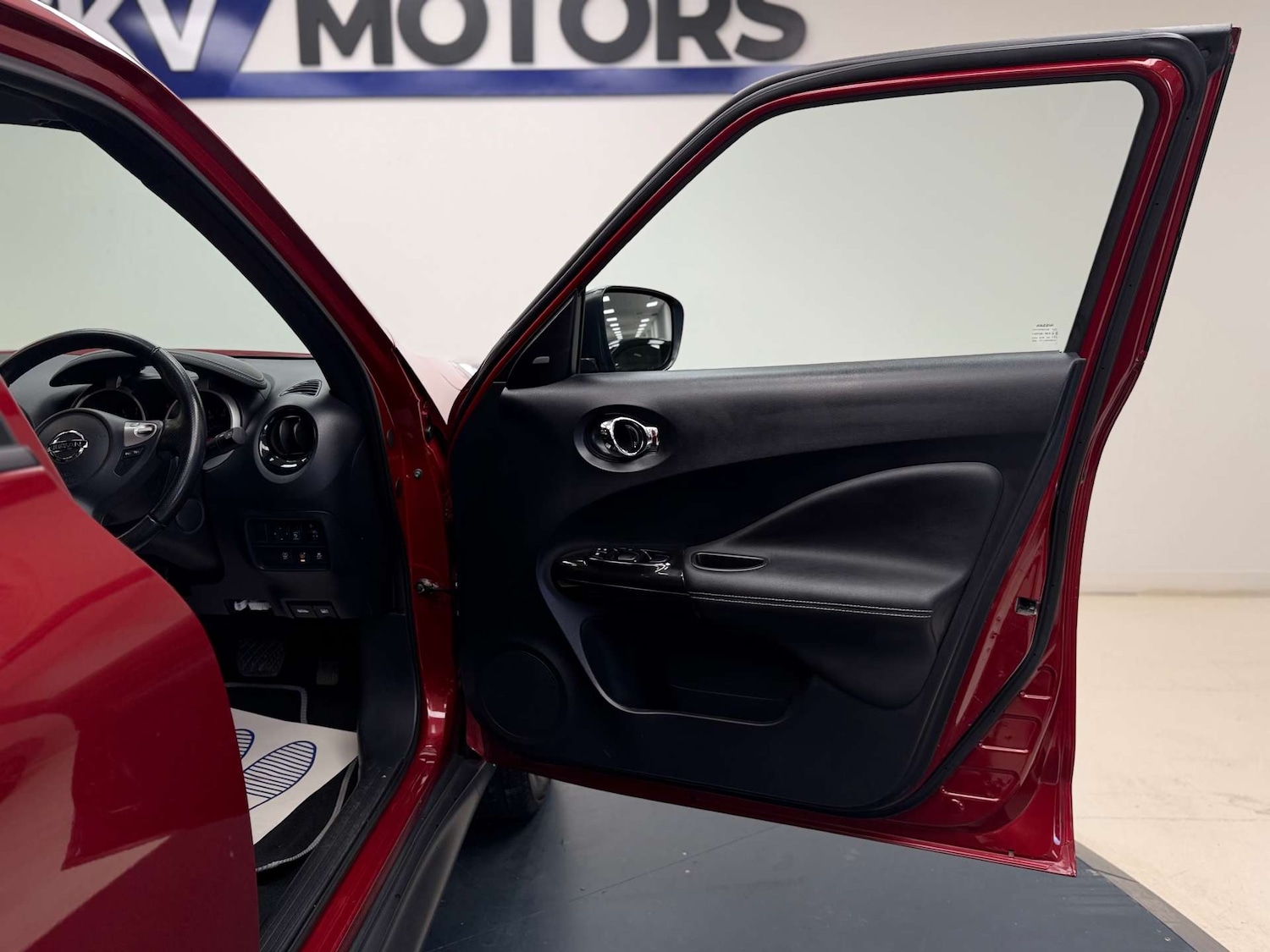 Used Nissan Juke 2015 for sale - 76724043: Photo 29