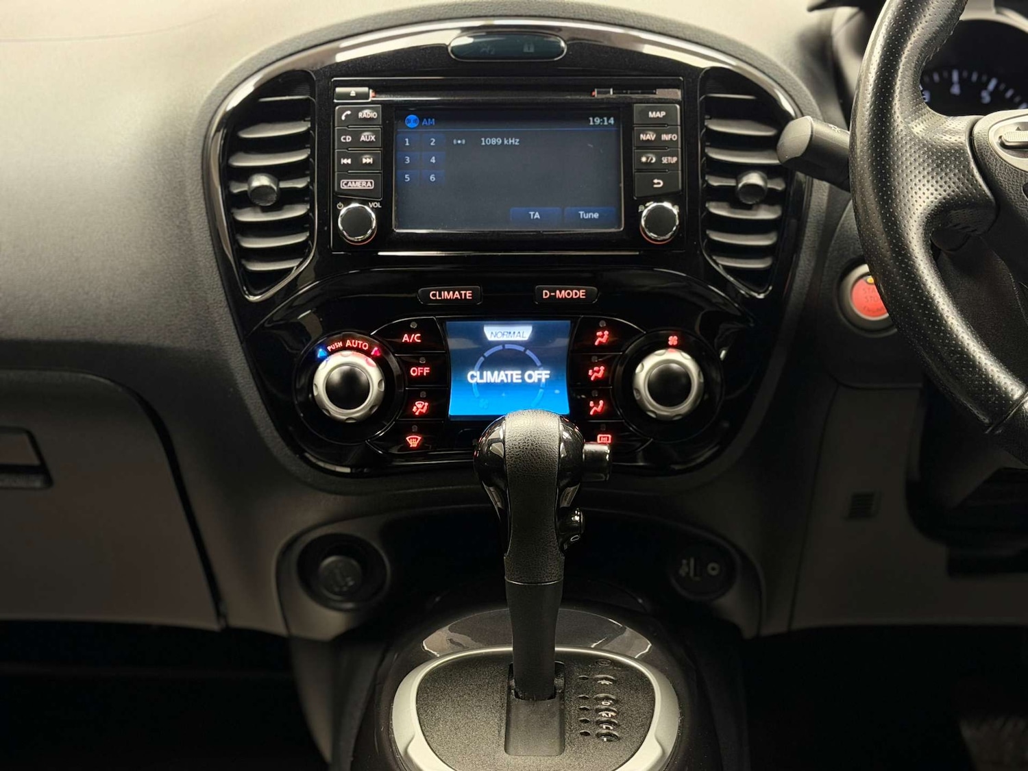 Used Nissan Juke 2015 for sale - 76724043: Photo 35