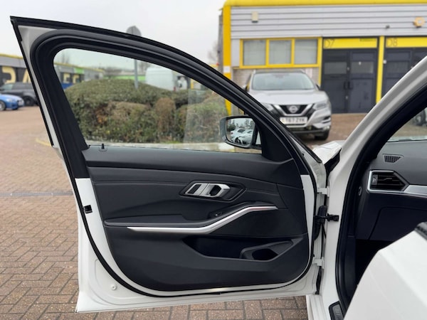 Used BMW 3 Series 2020 for sale - 76278019: Photo 40