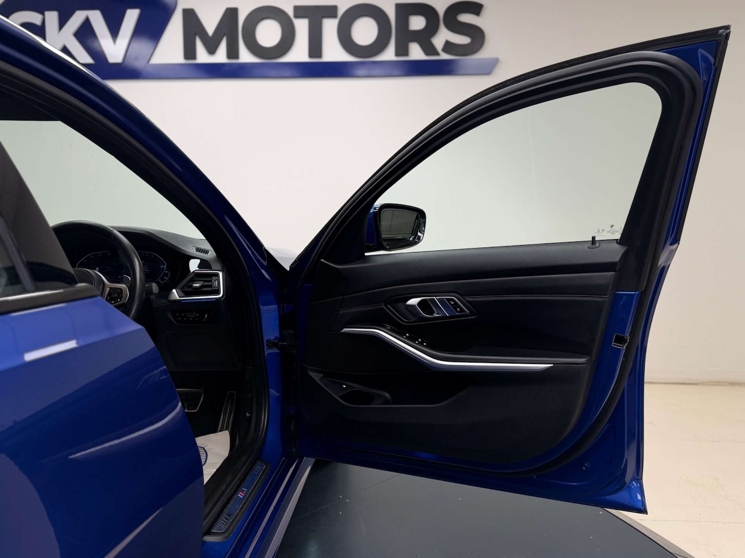 Used BMW 3 Series 2019 for sale - 77329457: Photo 29