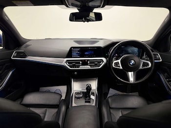 Used BMW 3 Series 2019 for sale - 77329457: Photo