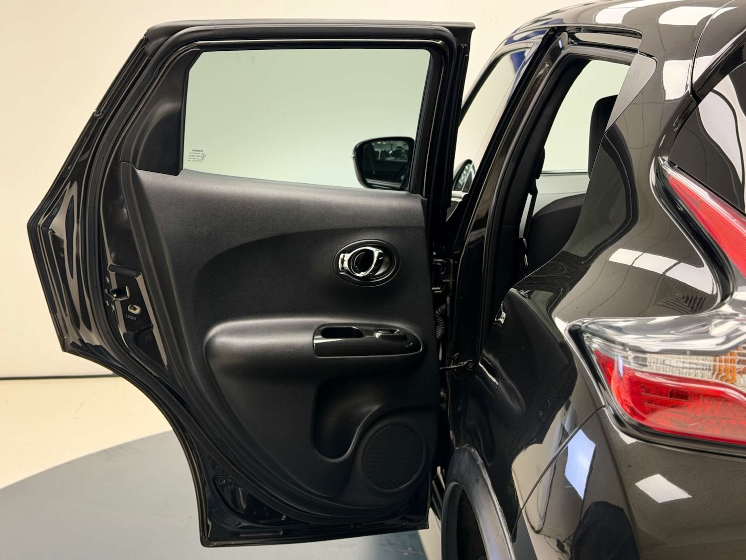 Used Nissan Juke 2015 for sale - 76544280: Photo 18