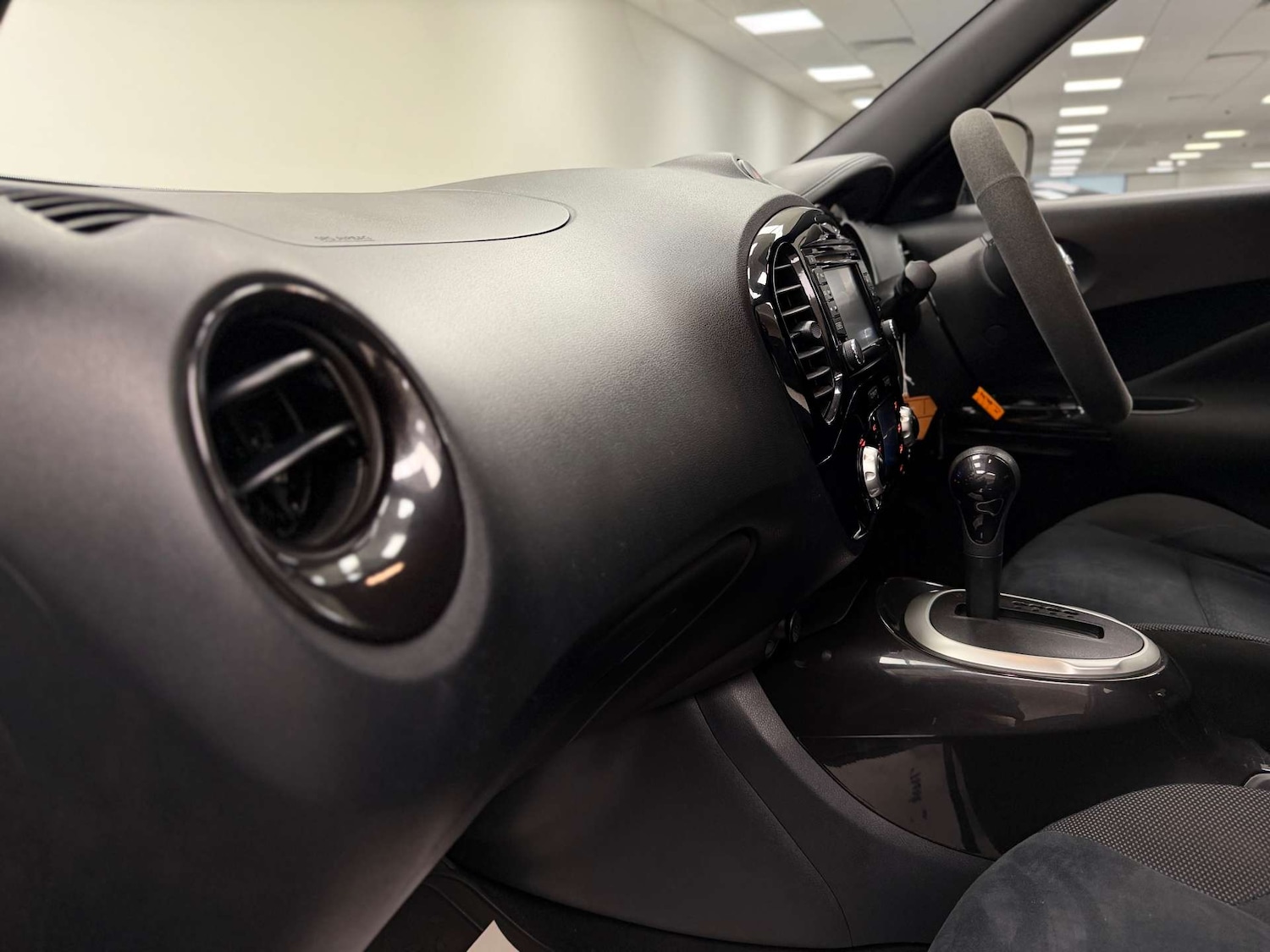 Used Nissan Juke 2015 for sale - 76544280: Photo 23