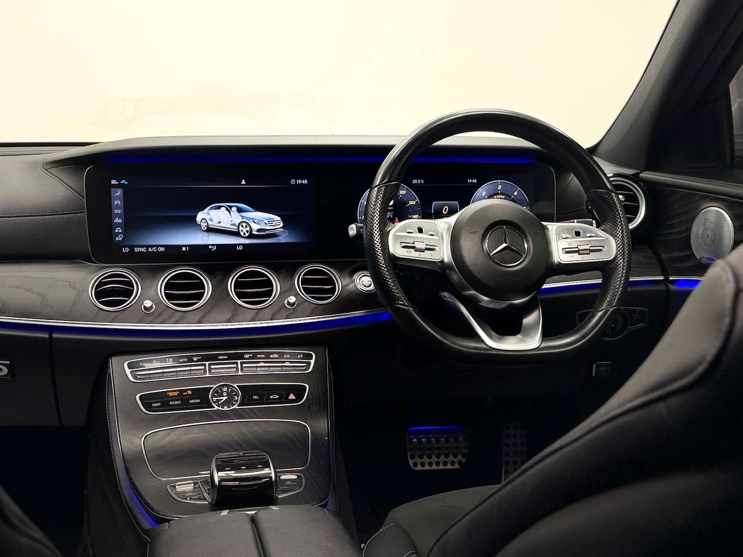 Used Mercedes-Benz E Class 2019 for sale - 76521210: Photo 13