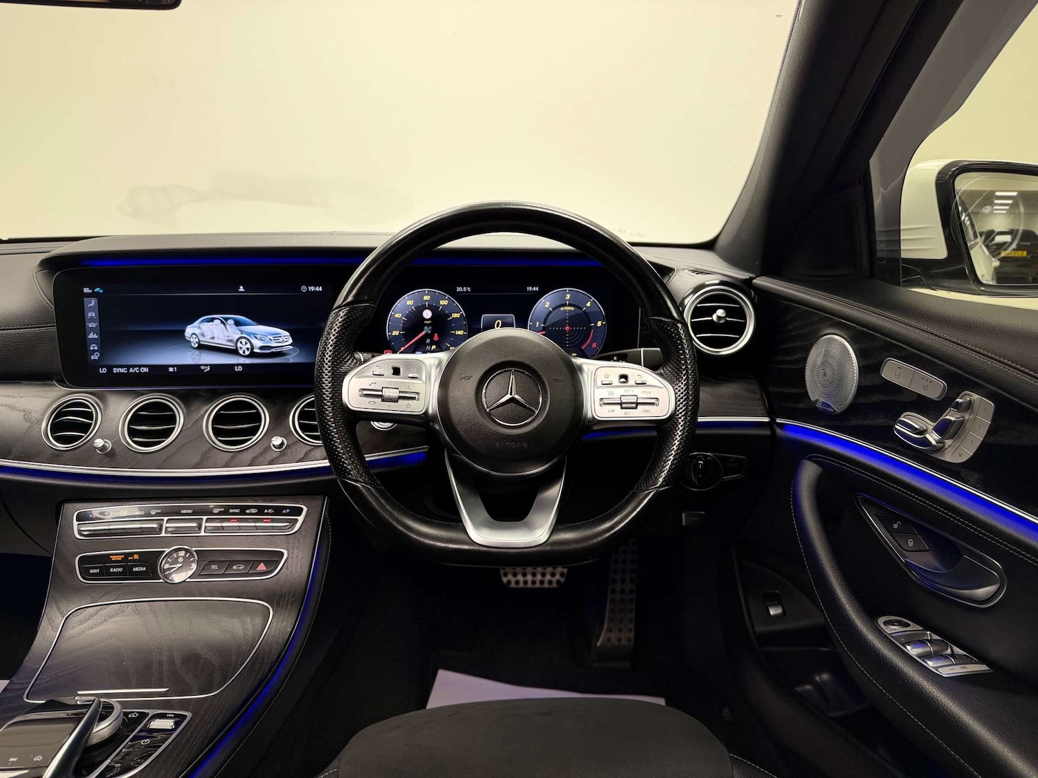 Used Mercedes-Benz E Class 2019 for sale - 76521210: Photo 15