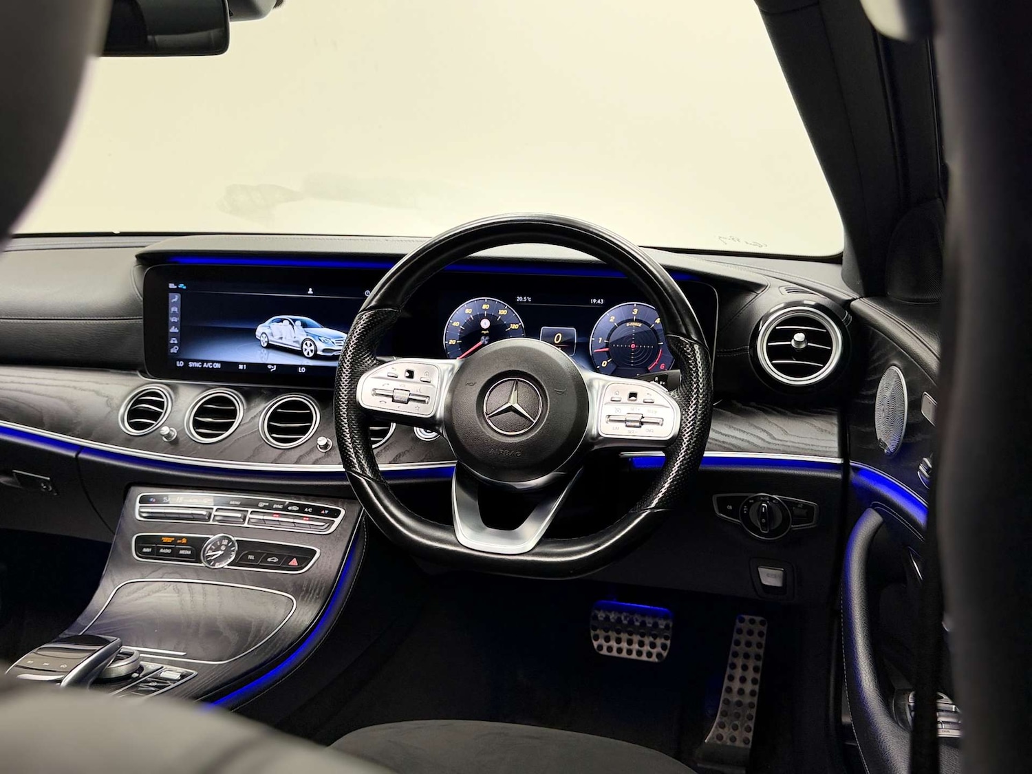 Used Mercedes-Benz E Class 2019 for sale - 76521210: Photo 16