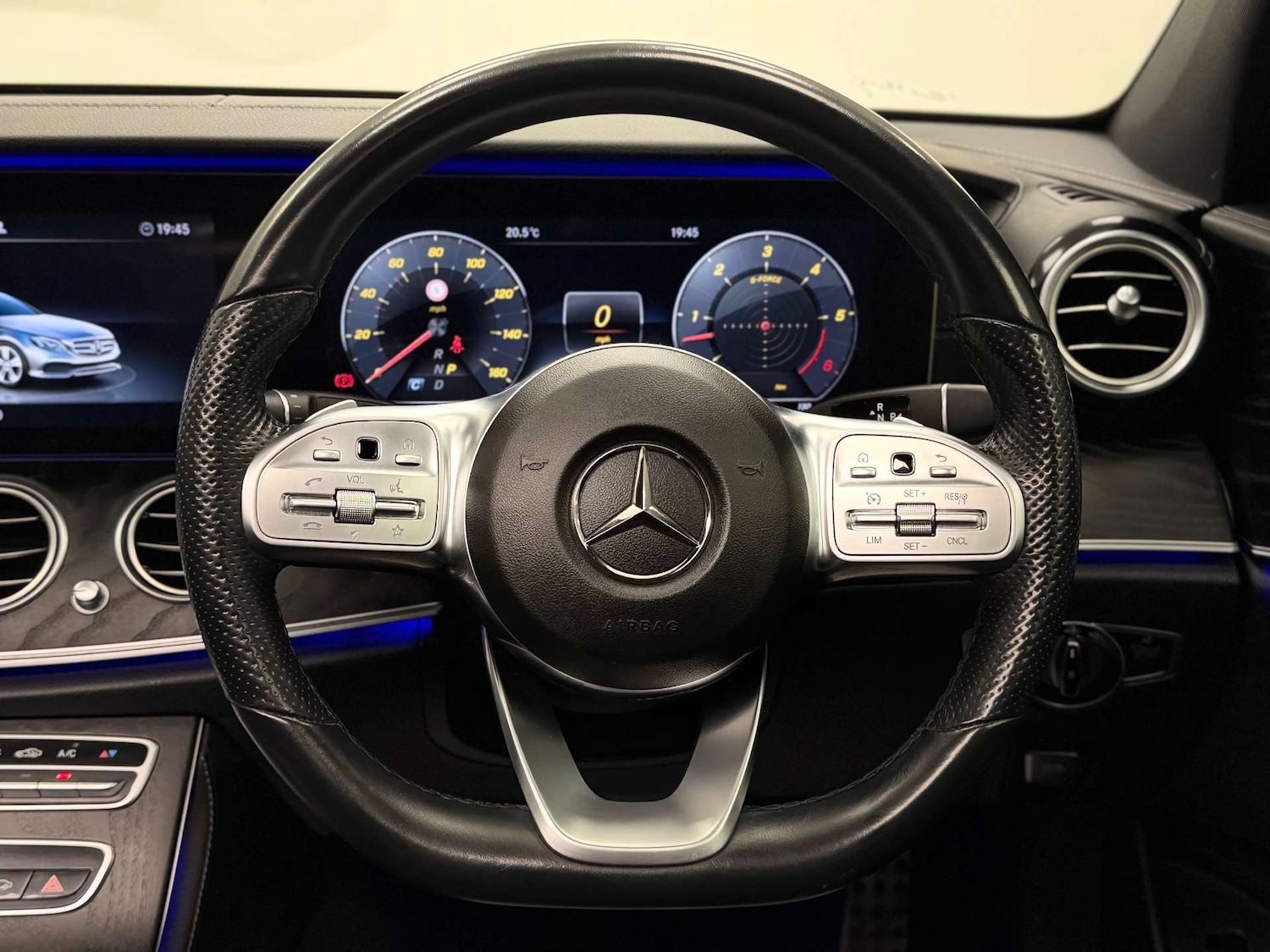 Used Mercedes-Benz E Class 2019 for sale - 76521210: Photo 40