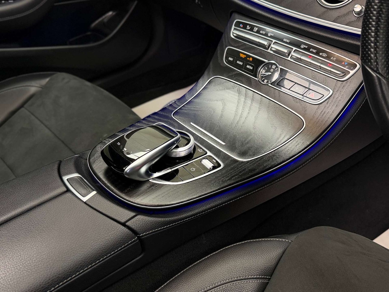 Used Mercedes-Benz E Class 2019 for sale - 76521210: Photo 47