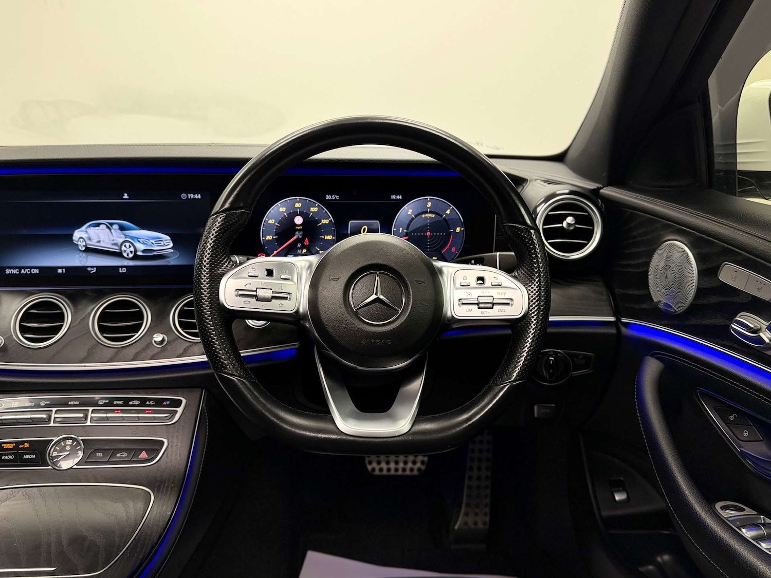 Used Mercedes-Benz E Class 2019 for sale - 76521210: Photo 49