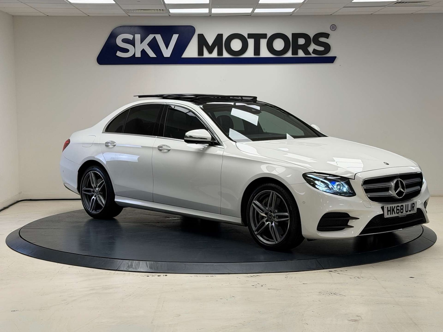 Used Mercedes-Benz E Class 2019 for sale - 76521210: Photo 7