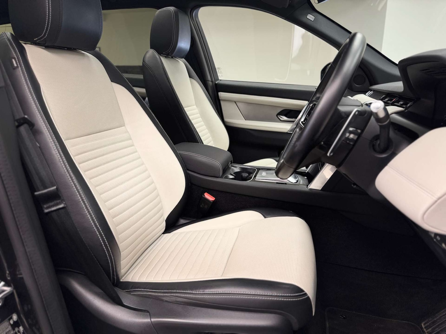 Used Land Rover Discovery Sport 2021 for sale - 76114462: Photo 20