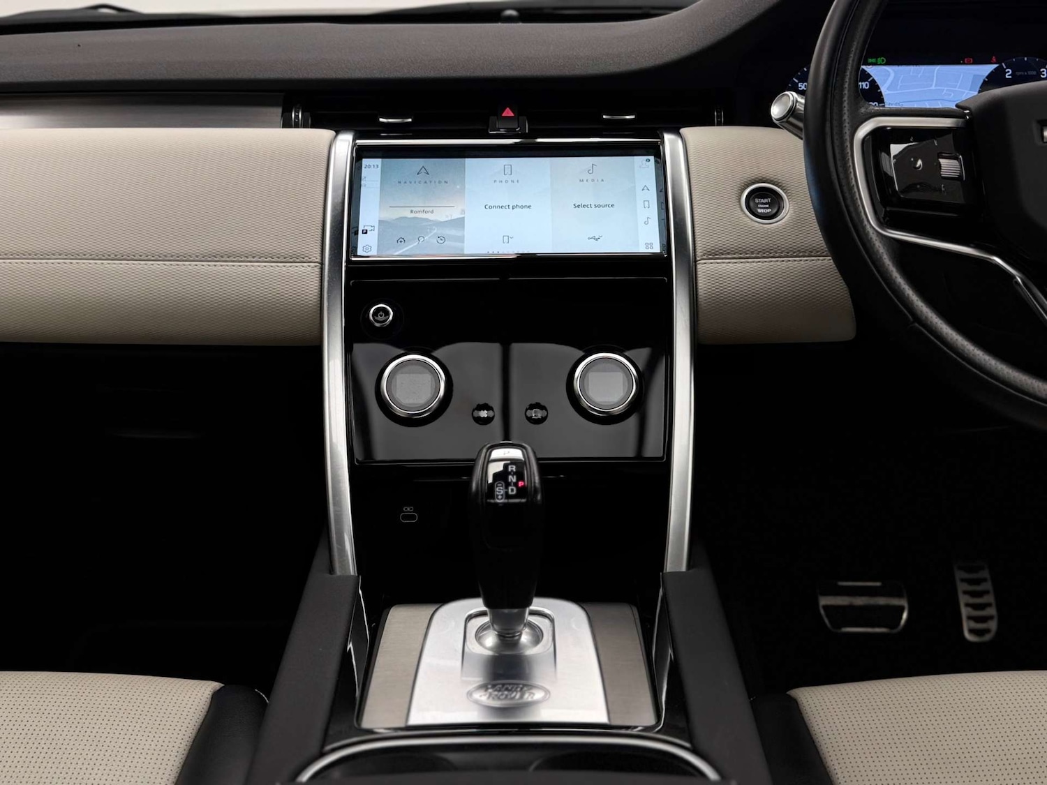 Used Land Rover Discovery Sport 2021 for sale - 76114462: Photo 5
