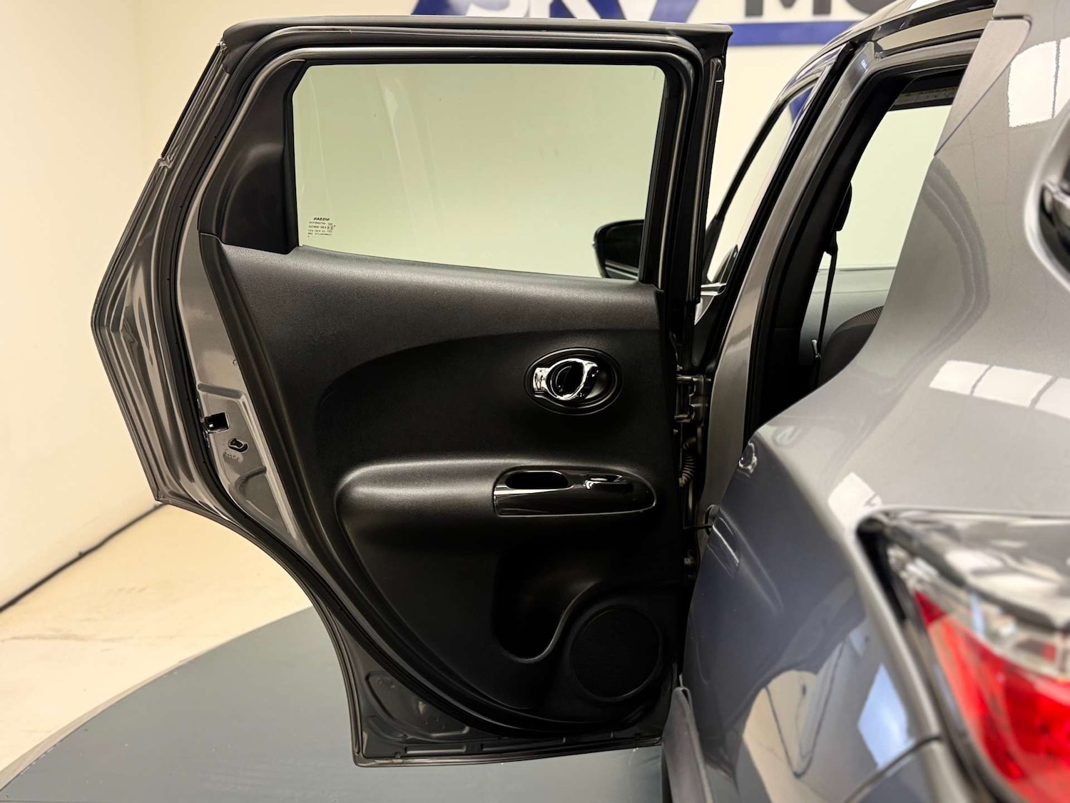 Used Nissan Juke 2015 for sale - 76726110: Photo 30