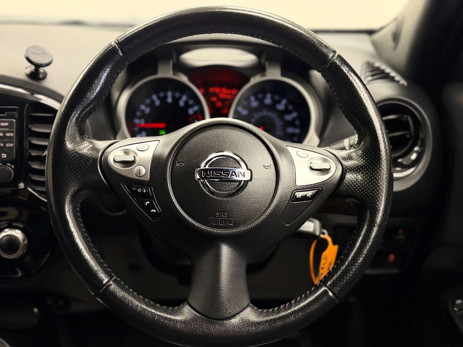 Used Nissan Juke 2015 for sale - 76726110: Photo 40