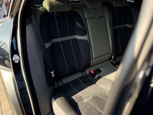Used Land Rover Range Rover Velar 2018 for sale - 74126671: Photo 21