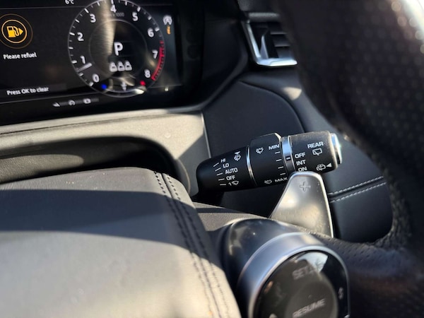 Used Land Rover Range Rover Velar 2018 for sale - 74126671: Photo 28