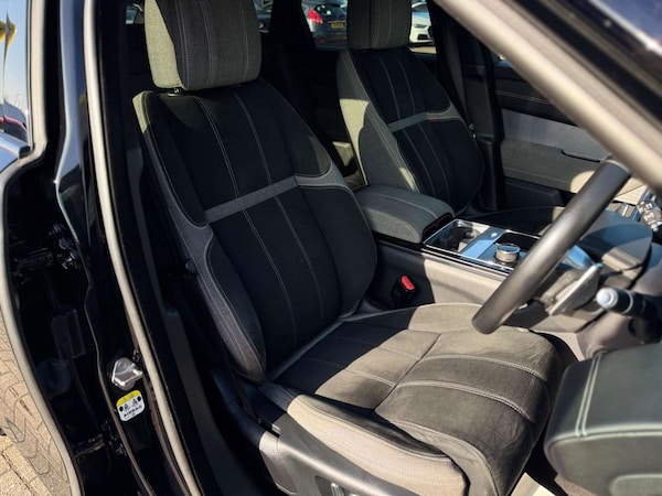 Used Land Rover Range Rover Velar 2018 for sale - 74126671: Photo 49
