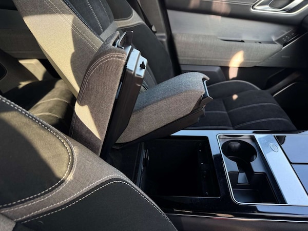 Used Land Rover Range Rover Velar 2018 for sale - 74126671: Photo 52